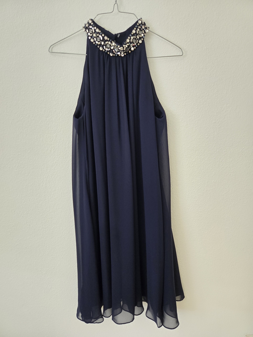 Vince Camuto Navy Blue Dress featuring a halter neckline Size 4